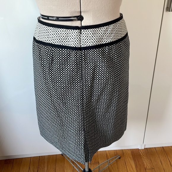 Sigrid Olsen Suite Jacket & Skirt in White/Black Size-12 - Picture 6 of 11